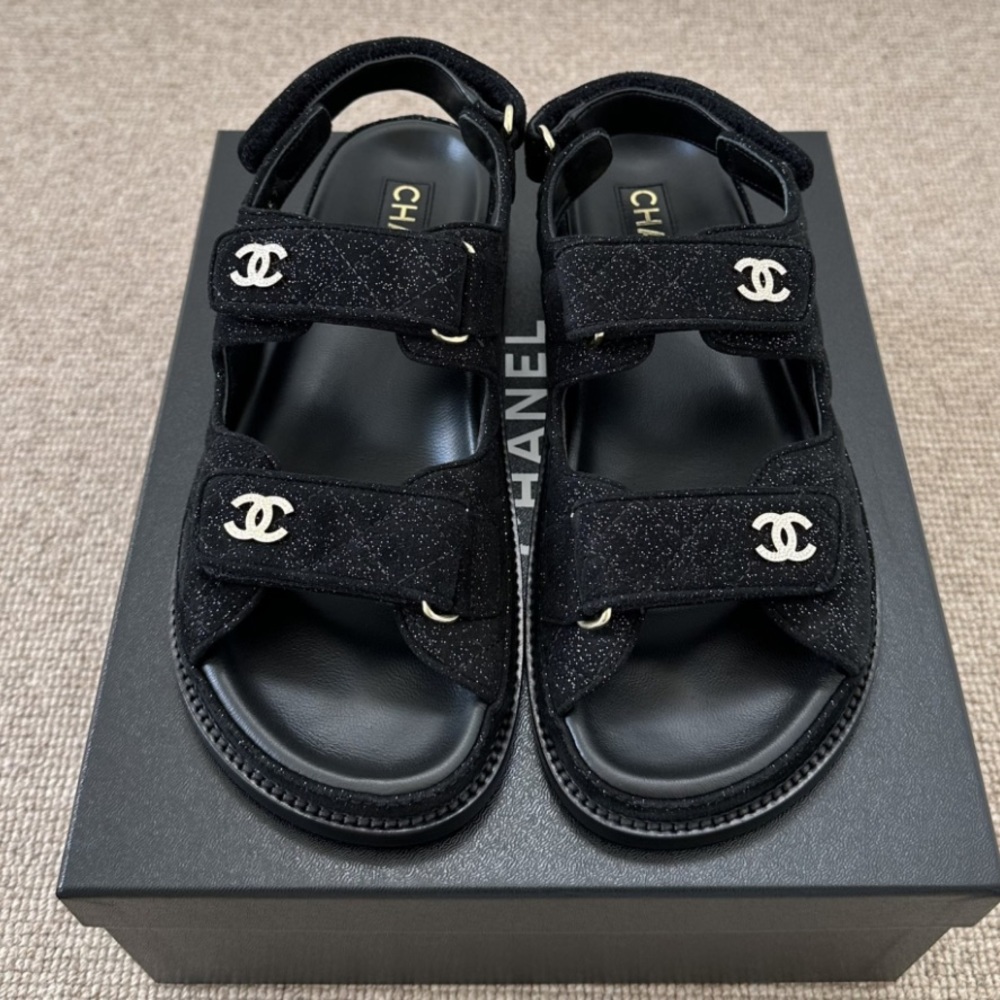 23’ Cruise Collection
